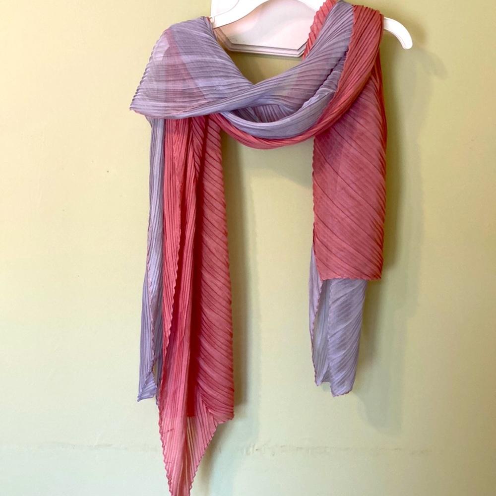 Pink and Purple Lightweight Wrap